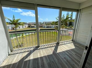 2859 Leonard Dr APT G305, Aventura, FL 33160
