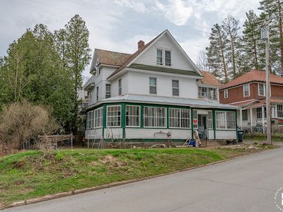 72 Helen St, Saranac Lake, NY, 12983