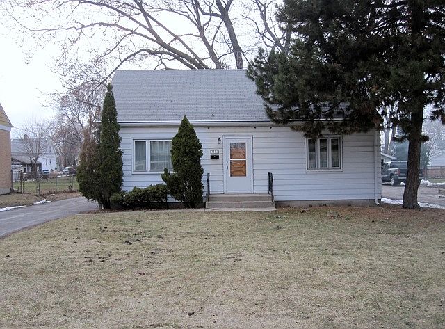 1st image of 3112 Martin Ave