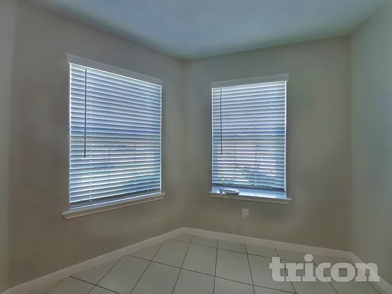 717 Totem Trail Dr — Photo 5
