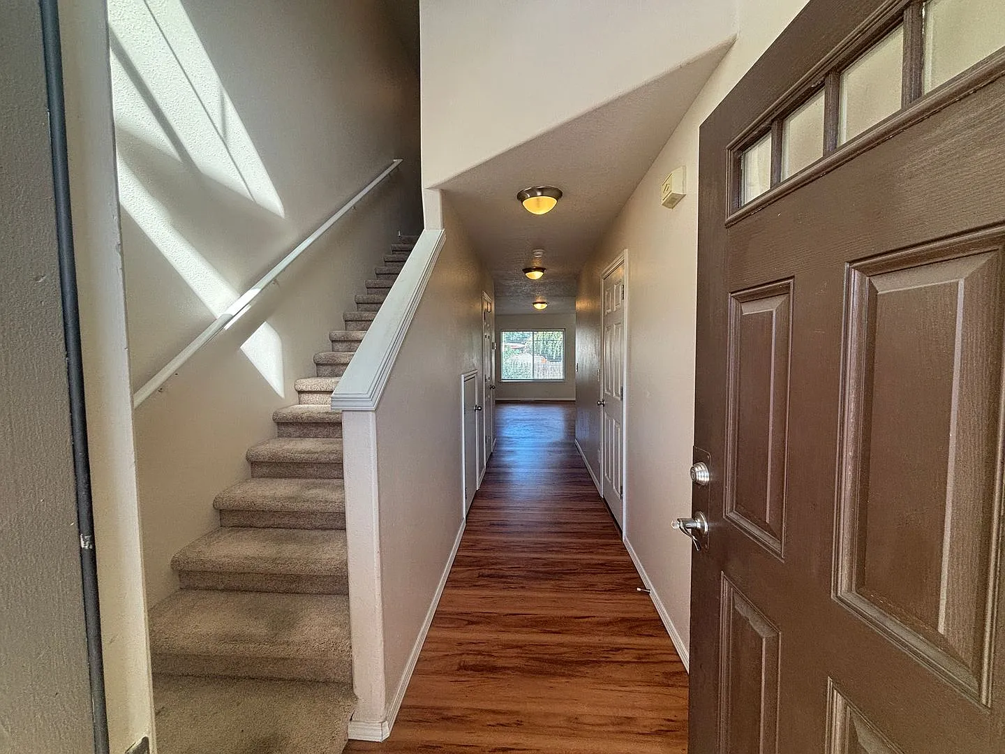 Coming soon 3 Bedroom 2.5 Bath Two Story Duplex — Photo 3