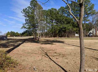 6620 Old Mills Rd, Fuquay Varina, NC 27526