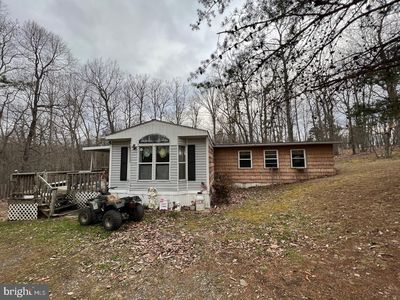 2298 Youngblood Rd, Great Cacapon, WV, 25422