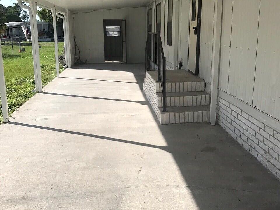 2nd image of 5237 Pineland Ave