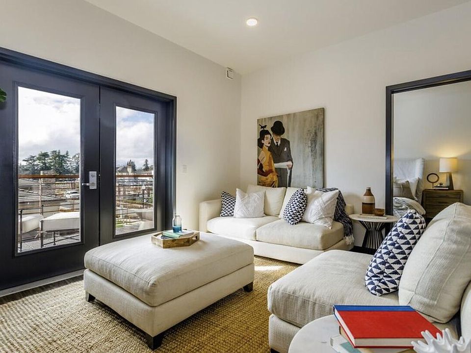 1st image of 533 53rd St #304