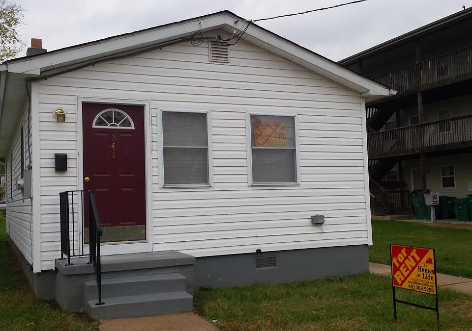 Comfortable 3BR in Town