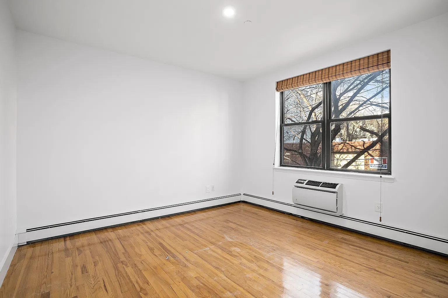 104 Luquer Street — Photo 2