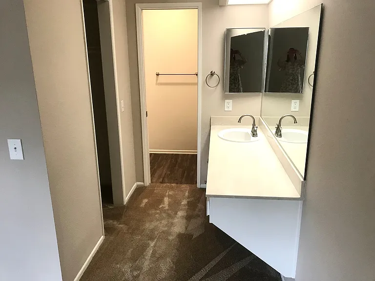8565 Trinity Cir #821D — Photo 9