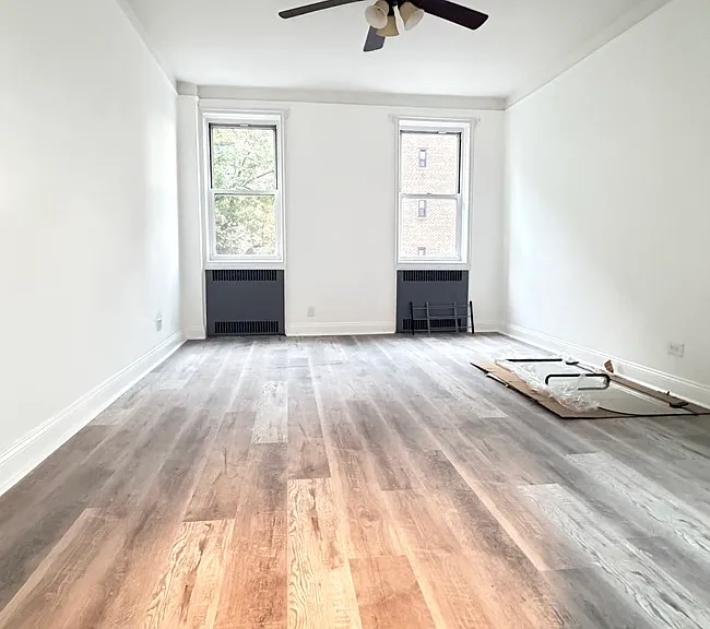6389 Saunders St #2H — Photo 13