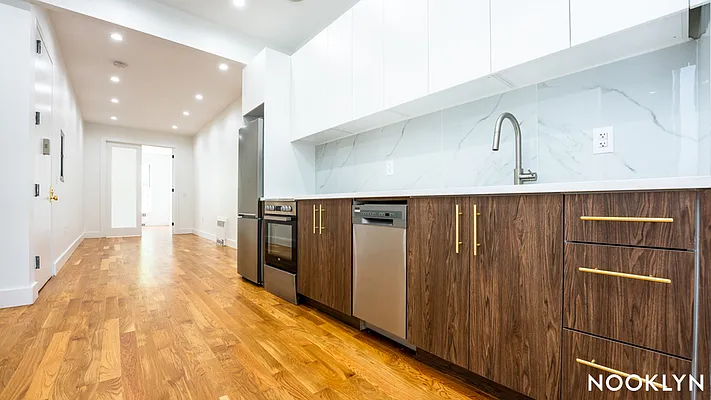 Rented by Nooklyn NYC LLC | media 11