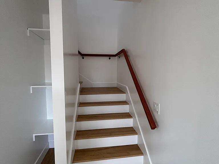1539 W 213th St #1591-1/2 — Photo 6
