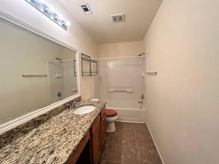 6901 Broad Brook Dr — Photo 8
