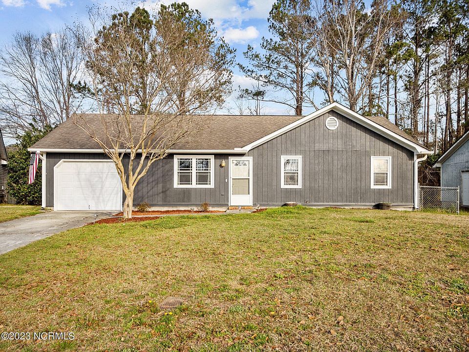 1st image of 414 Singletree Ct