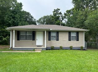 1706 Kelly Dr, Jacksonville, AR 72076