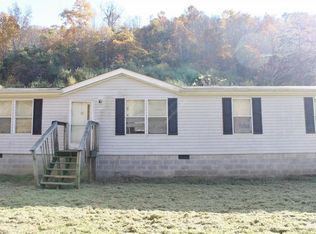 318 Triplett Hollow Rd, Branchland, WV 25506