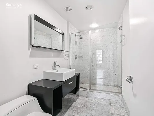 Rented by Sotheby's International Realty | media 8