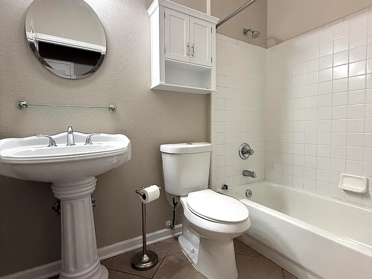 2798 Lantana Lakes Dr W — Photo 12