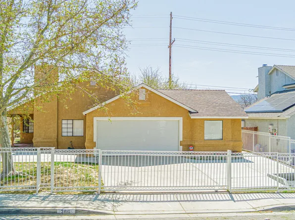 3810 Balmont St, Lancaster, CA 93536
