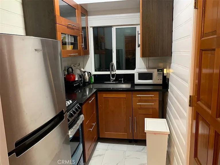 542 Highland Rd — Photo 7