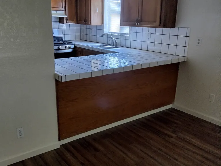 1034 N 9th St — Photo 10