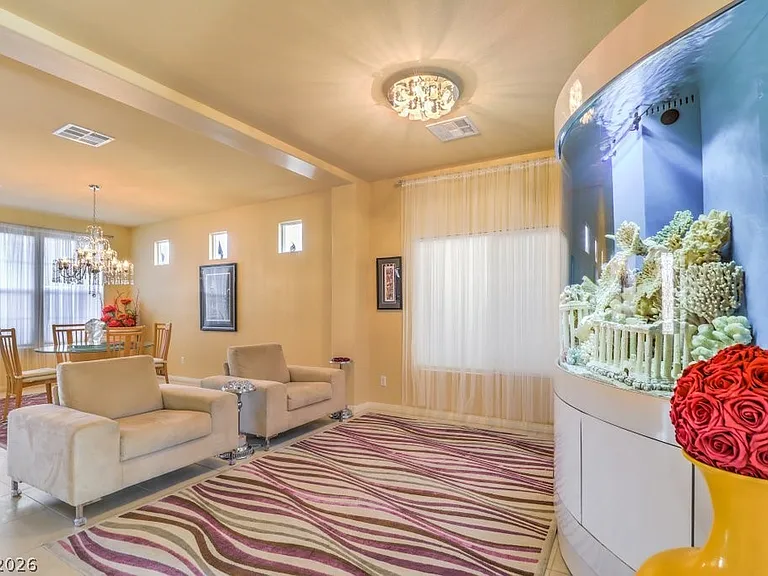 6437 Grand Mayne Ct — Photo 9