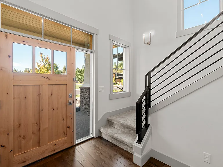 1496 NW Discovery Park Dr — Photo 33