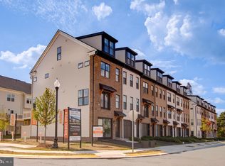 22885 Tawny Pne, Ashburn, VA 20148