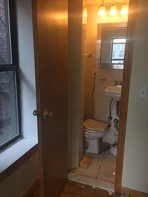 Rented by Crosstown Apartments NYC | media 14