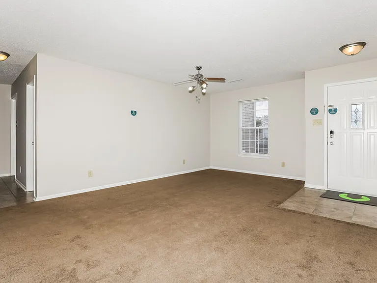 2837 Ludwig Dr — Photo 5