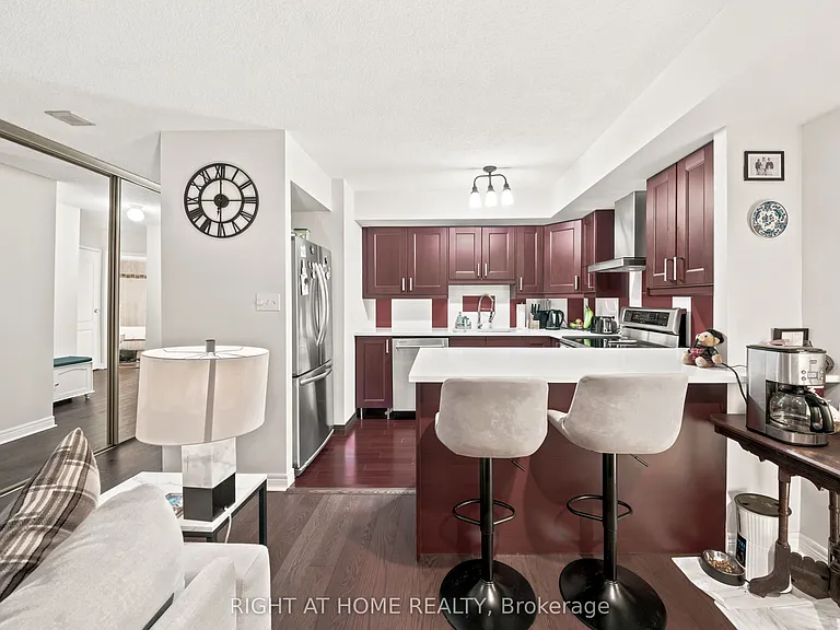 25 The Esplanade #1610 — Photo 7