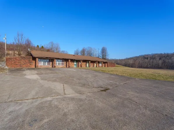 1047 Hardinsburg Rd, Fordsville, KY 42343