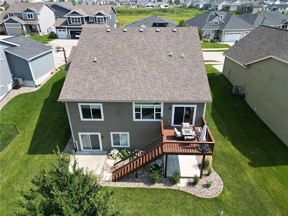 2030 Brodie St Waukee IA 50263 Zillow