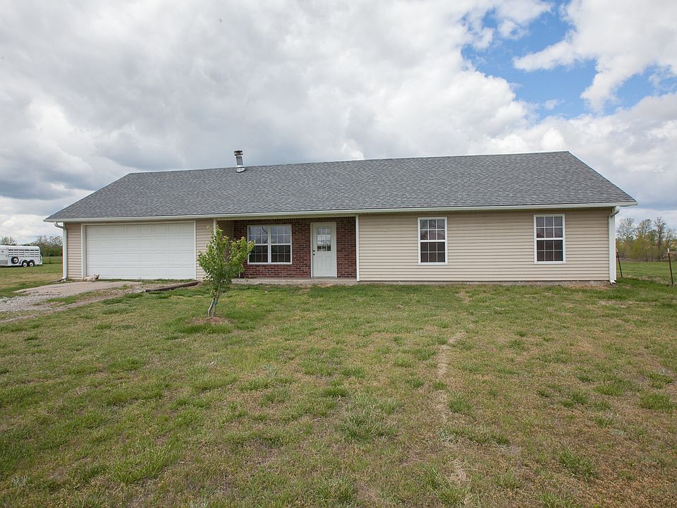 Wonderful farm and ranch home