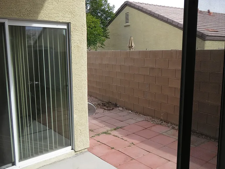 3358 Glacial Lake St — Photo 16