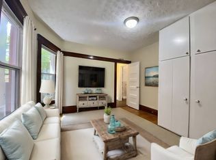 154 Delaware Ave, Toronto, ON M6H2T3