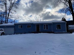 1912 Debra Dr, Vestal, NY 13850