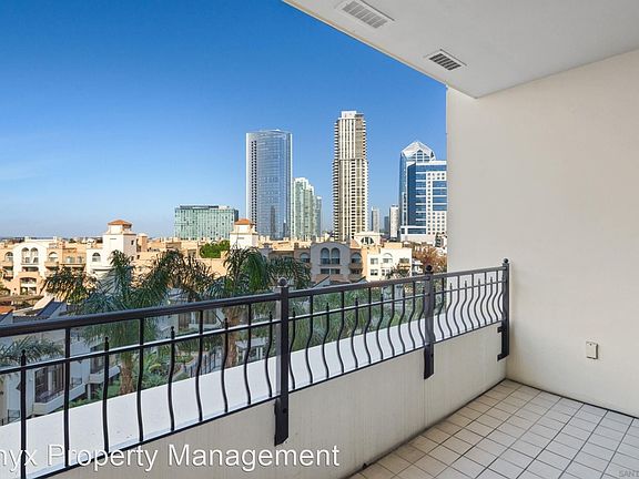 5th image of 700 W Harbor Dr Unit 706