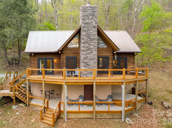 179 Chestnut Vlg, Mars Hill, NC 28754