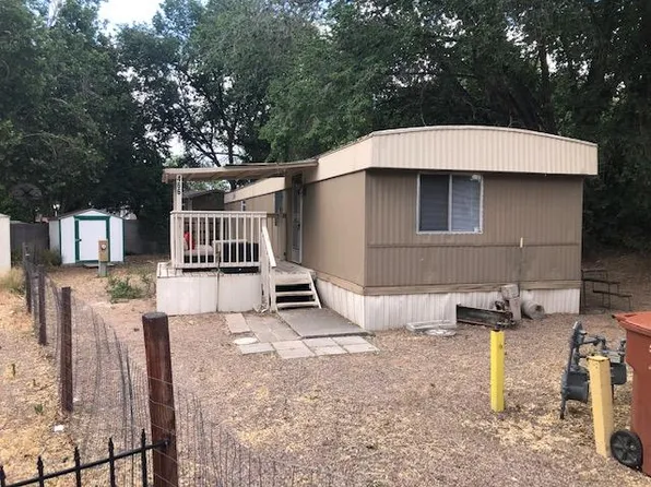 466 Richardson Dr, Bernalillo, NM 87004