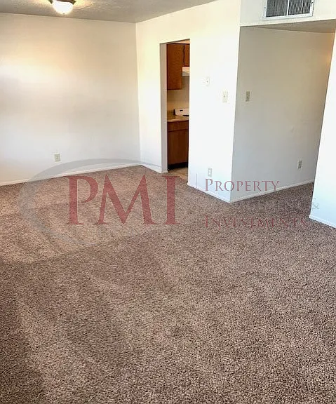 1640 West Park Apt. A — Photo 5