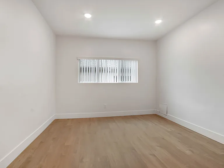 1140 N Ogden — Photo 6