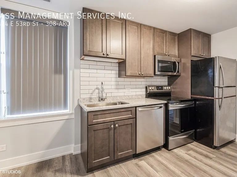5228-34 S Blackstone / 1424-28 E 53rd St — Photo 4