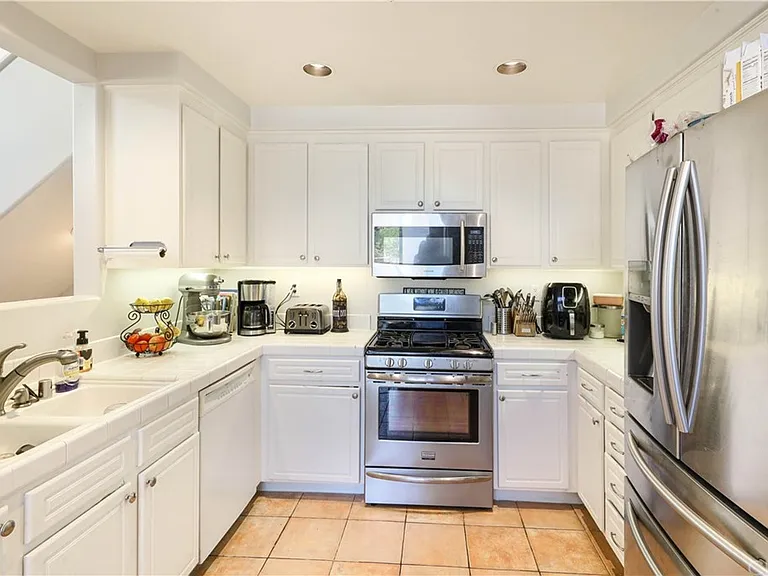 2684 Dietrich Dr — Photo 40