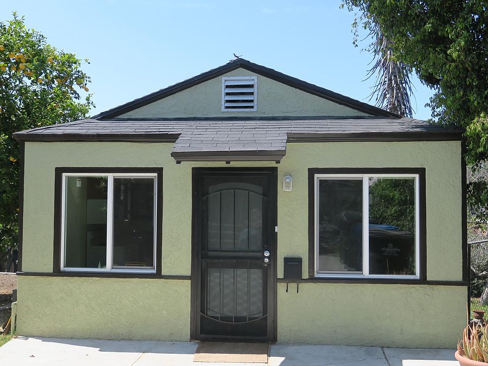 1st image of 947 1/2 E 68th St
