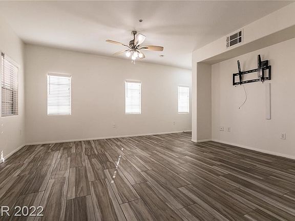 5th image of 10280 Gilmore Canyon Ct Unit 104