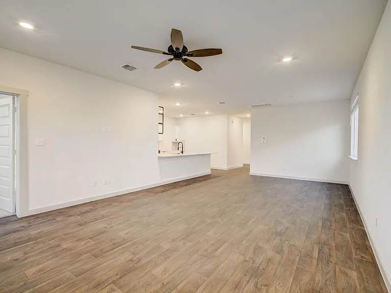 131 Big Sandy Creek Dr — Photo 6