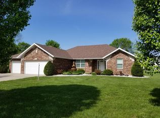 507 S West Wind Dr, Springfield, MO 65807