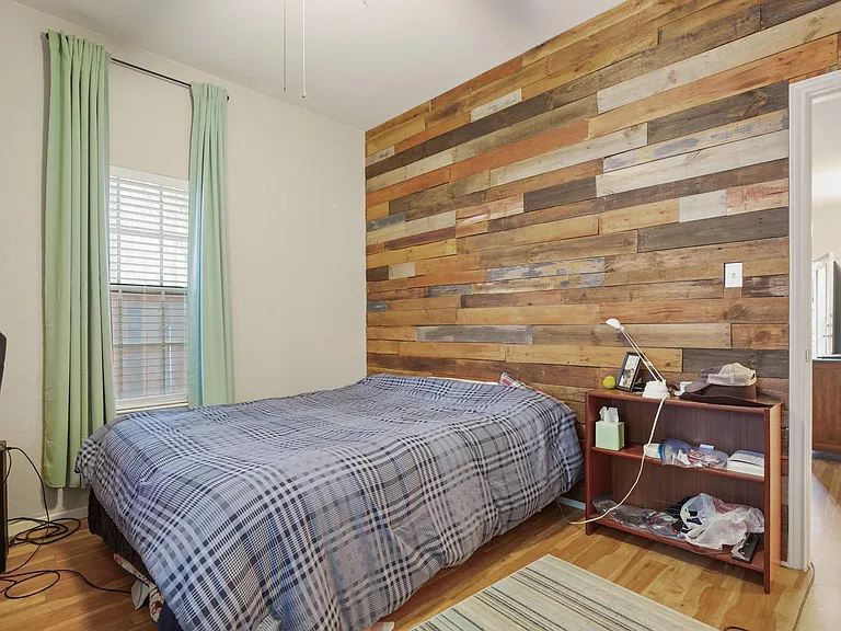 2810 Nueces St #101 — Photo 10