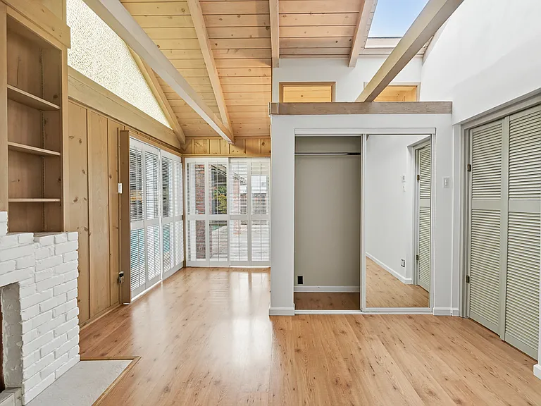 20 Kent Pl — Photo 56