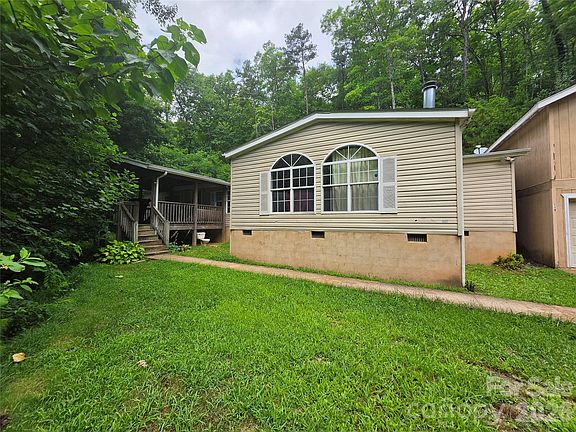 3rd image of 119 Miracle Mountain Rd
